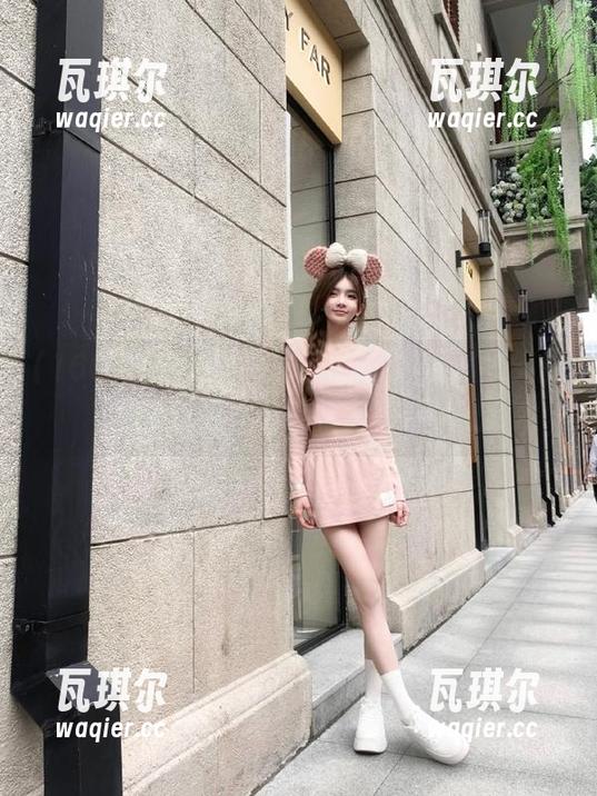 在“166.fun”找到最搞笑的视频链接，助你畅享吃瓜时光