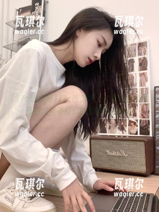 17c吃瓜网 17c吃瓜网:最新苹果版本带你体验不打烊的免费吃瓜线路