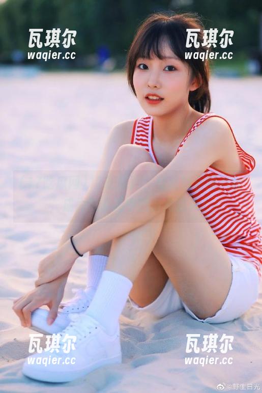 17吃瓜网 17吃瓜网,聚焦娱乐圈八卦,成为瓜友圈中的时尚达人!