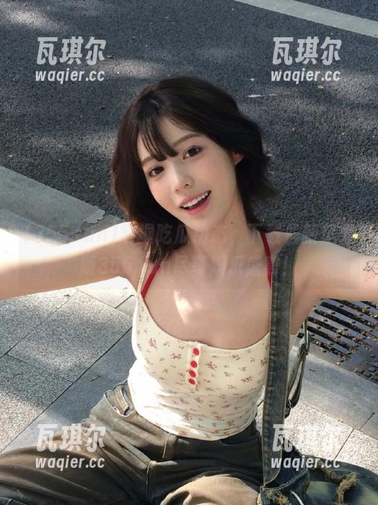 掌握吃瓜动态，下载最新苹果版355.fun尽享娱乐盛宴！