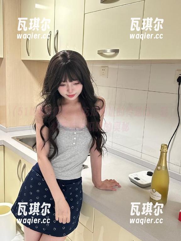 借助51吃瓜网址的传送门，轻松导航吃瓜界的奥秘