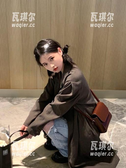 51吃瓜群众 在“51吃瓜群众”入口处,观看精彩吃瓜新闻,共同畅谈热辣话题!