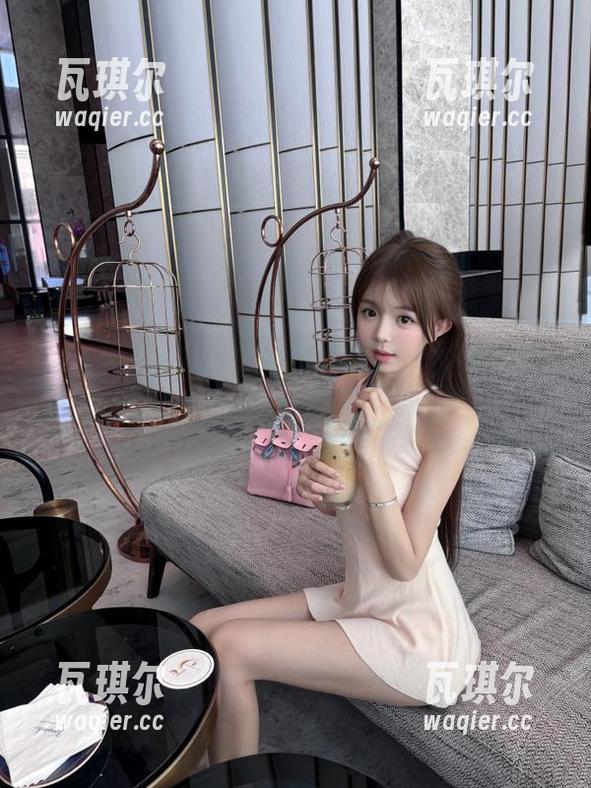 网页里藏着秘密，快来“51爆料网”分享你的独家吃瓜体验！