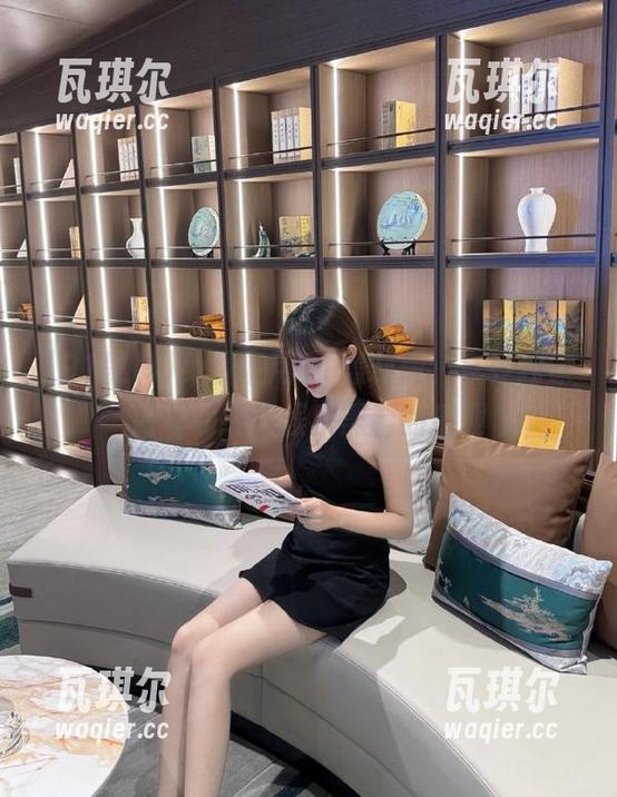 91黑料 免费使用91黑料版,享受独家内幕和搞笑娱乐黑料的乐趣