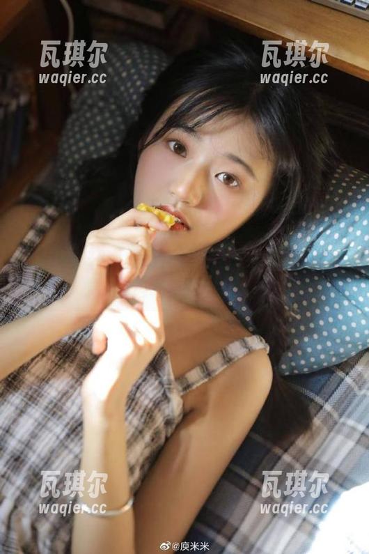 安卓用户福利：91黑料网让你边吃瓜边收藏！