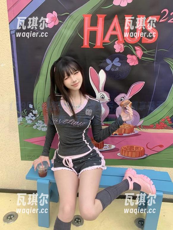 在998.su登录后，尽情享受无限吃瓜乐趣，了解娱乐圈新动态！