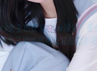 女生们快来cgw网站，看看今天又发生了哪些值得吃瓜的趣事吧！
