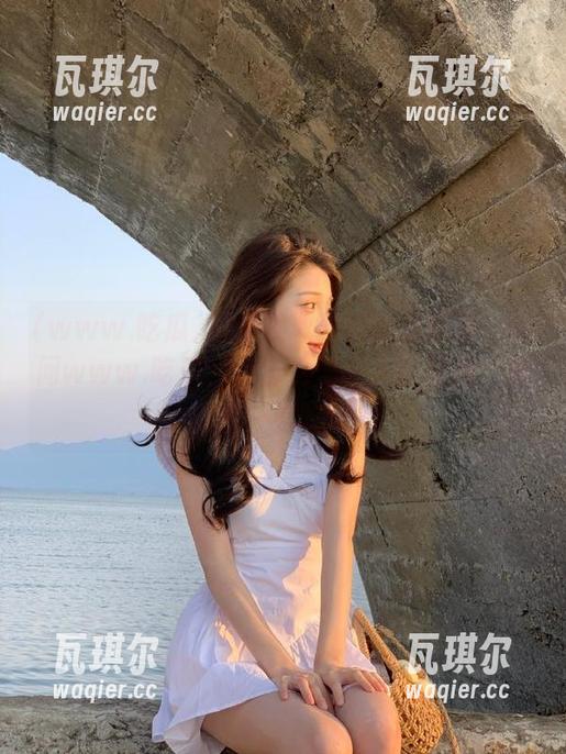 如何获取最新吃瓜情报？访问www.吃瓜，点击这里的入口链接，和我们一起吃瓜！