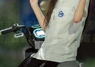 冲哥精选黑料揭秘：聚焦热门网站，探索精彩线路背后的故事！