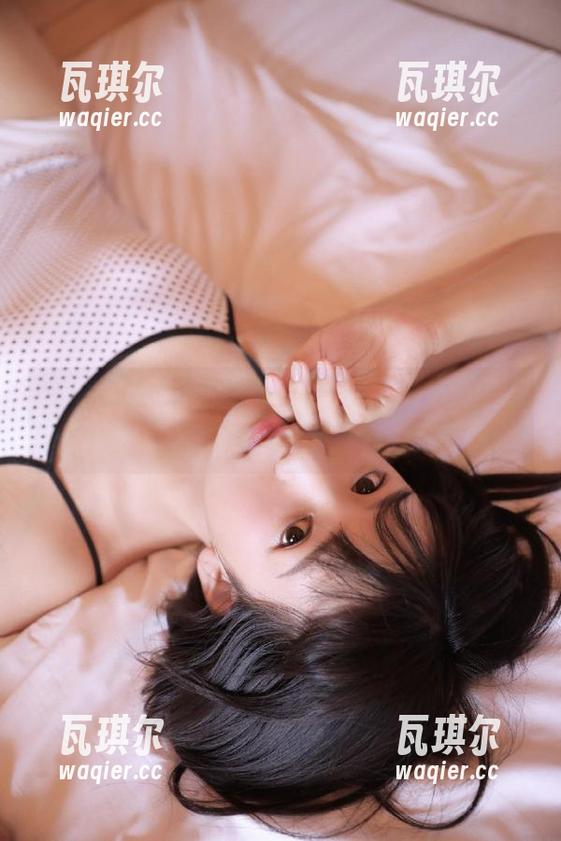 想知道“冲哥精选黑料”上的真相？快来下载这个令人震惊的网页！