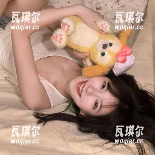 在冲哥精选官网，寻找黑料夏日回忆中的惊喜瞬间！