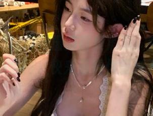 吃瓜网最新首页消息，今日热门大瓜轰动全网，快来看看你错过了什么！
