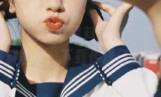 “吃瓜网黑料曝光网入口”带你进入黑料世界，下载传送门获取资讯！