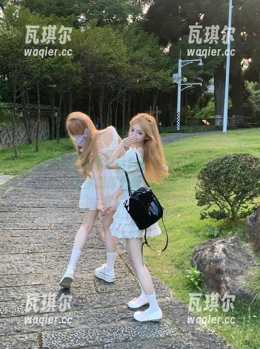 重磅更新！明星黑料网站ios版让你追踪最新娱乐动态
