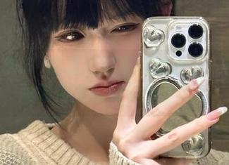 明星黑料背后的故事：资源分配如何影响明星的发展？