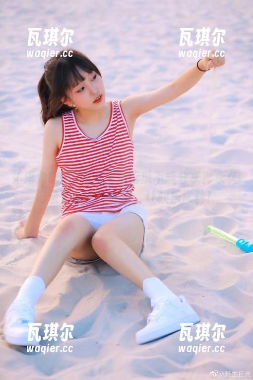 谁说海角吃瓜不能分享？永久记录你的吃瓜故事，让快乐常驻！