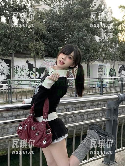 从吃瓜到揭露真相，“黑料不打烊万里长征”网站让你一手掌握八卦黑料！