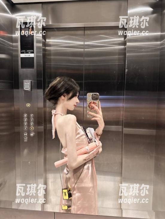 黑料不打烊 最新黑料不打烊在线观看:全网最全娱乐八卦,快来网址畅享无限惊喜