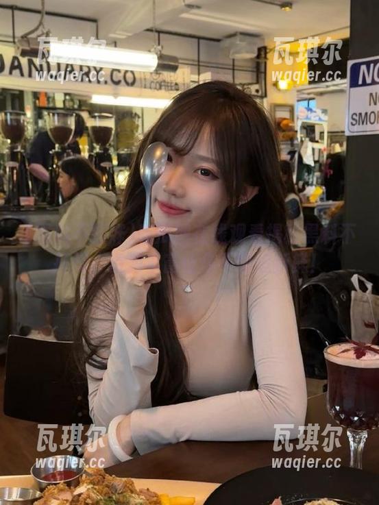 黑料不打烊 吃瓜网在线观看揭秘黑料不打烊,资源丰富让你不断追新鲜!