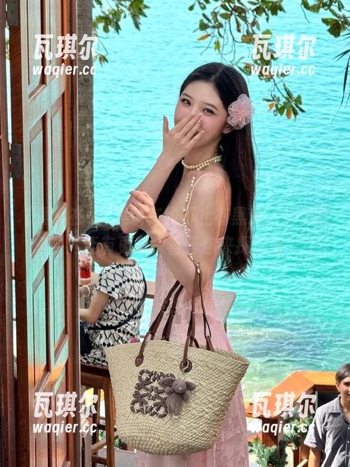 黑料在线不止有黑料，ios官网还有更多惊喜等你来探索哦