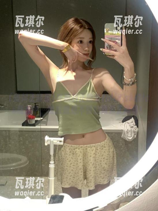 黑料正能量 在黑料正能量fuli8.sk的ios线路中,收获意想不到的娱乐正能量!