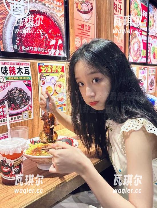 黑料网911在线发布最新黑料资讯，娱乐八卦全覆盖