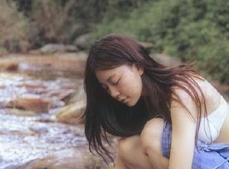 黑料视频网官网揭秘：如何获取最新最快的娱乐圈黑料和视频