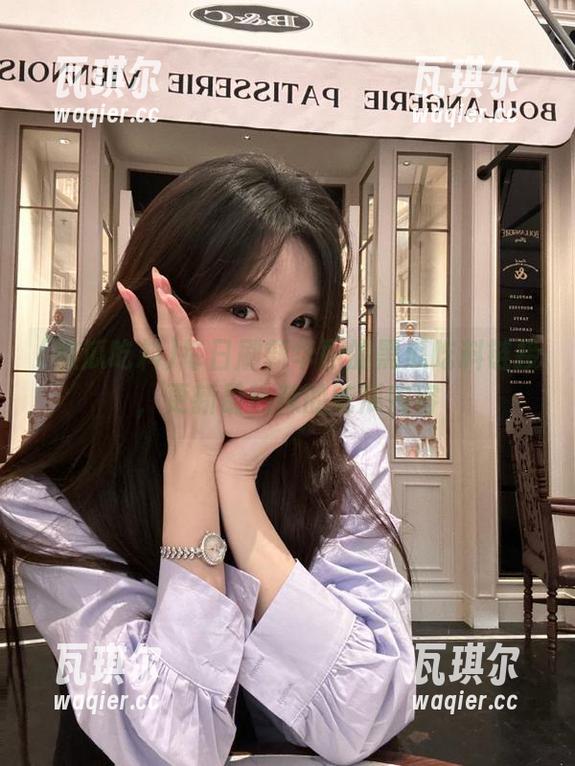黑瓜吃料 每日刷新华丽的黑瓜吃料链接,更新最热辣的吃瓜内容